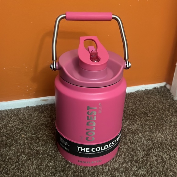The Coldest  Water Bottle Half Gallon  Flamingo Pink brand new in the box - Picture 3 of 8